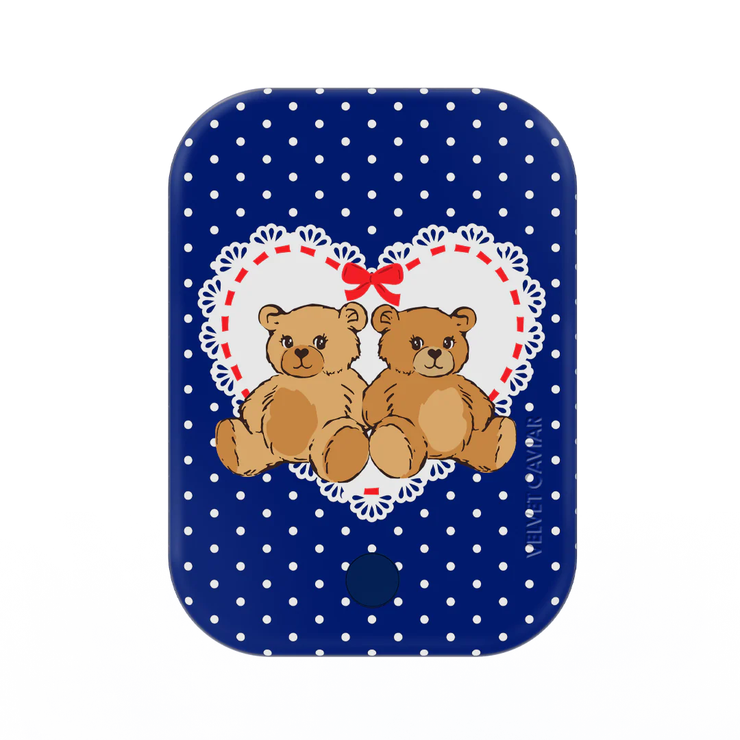 Winter Teddy Portable MagSafe Charger Power Pack
